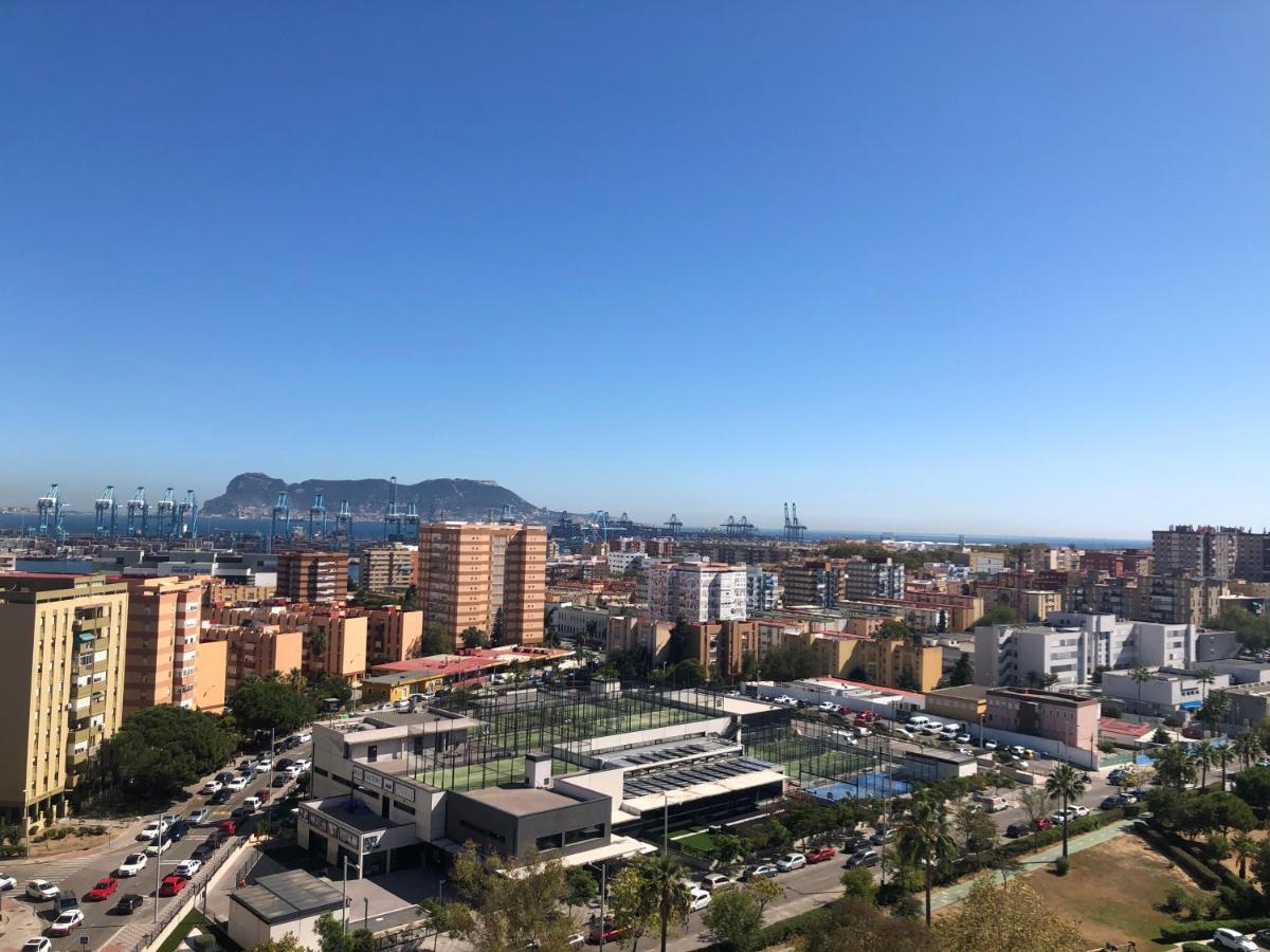 Piso Semicentrico Con Vistas A La Bahia De Algeciras Appartement Buitenkant foto